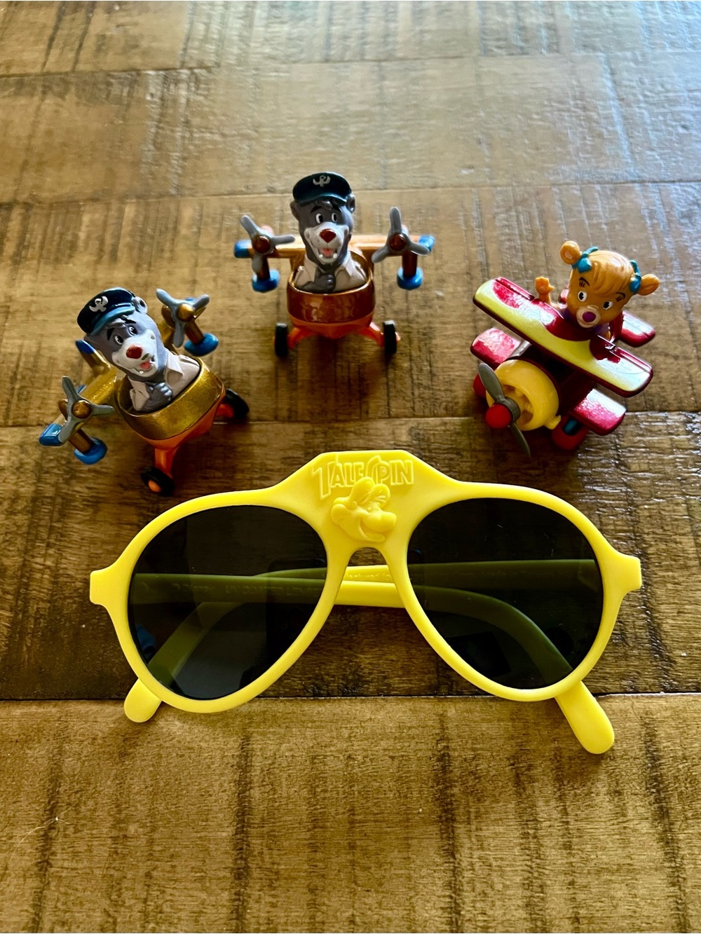 Vintage 1980s 1990s Disney TaleSpin McDonald’s Metal Airplane Toys & Sunglasses